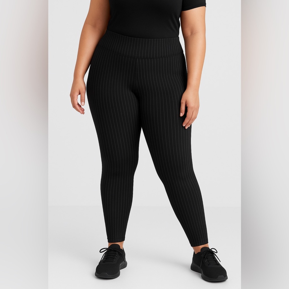 LIVI Active Lane Bryant Black Pinstripe Wicking Leggings 26/28 NWT